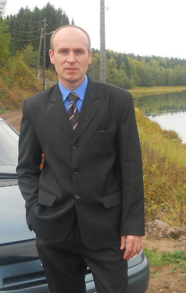 Дмитрий Левин