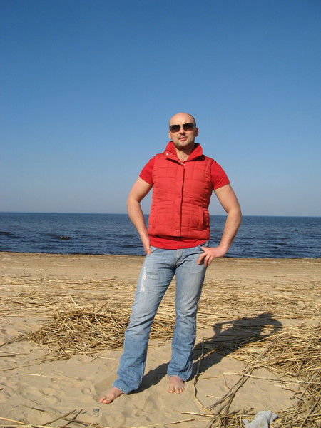 Дмитрий Сушков