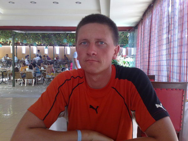 Владимир Известнов