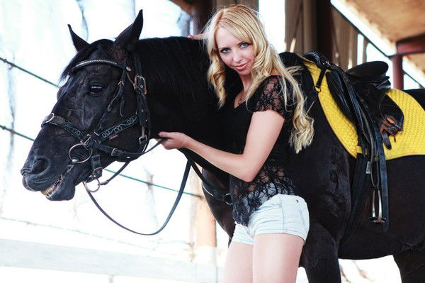 Людмила Попова