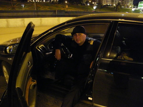 Константин Б******