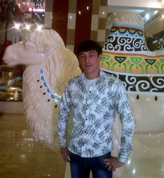 Даниёрбек Узбек