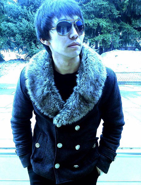 Сержан Серик