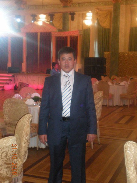 Жанат Ескенов