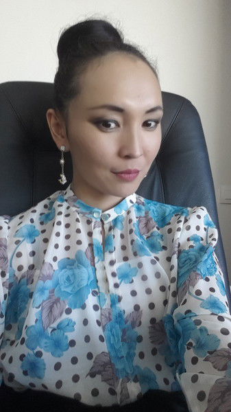 Жанар Жанар