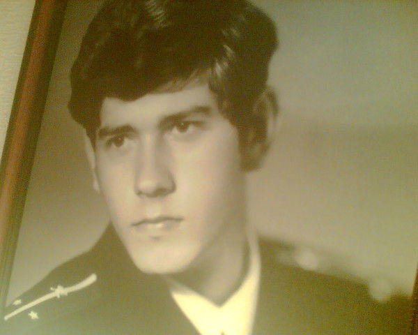 Анатолий Новиков