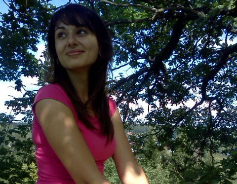 Яна Головатая