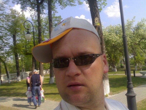 Александр Сафонов