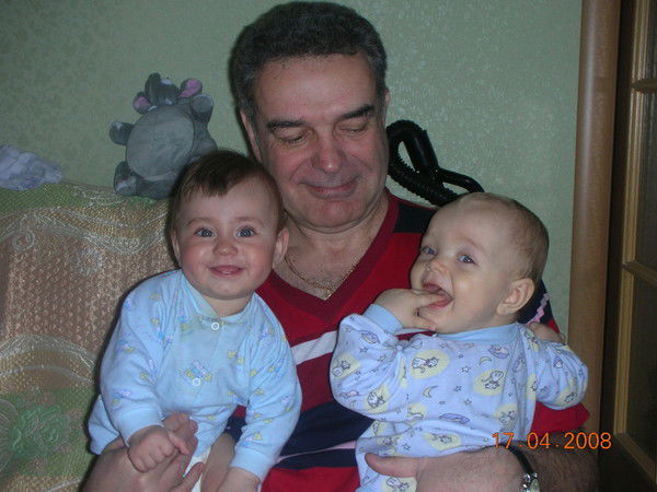 Владимир Лаврентьев