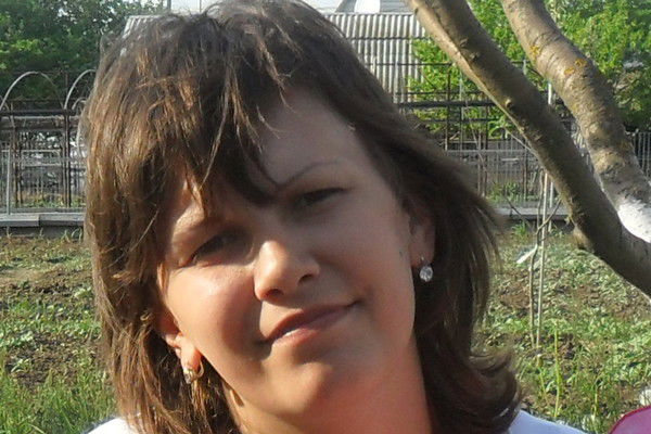 Елена Нежувака