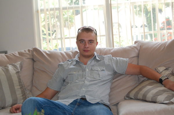 Неизвестно Неизвестно