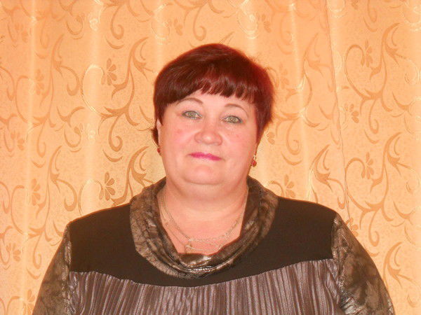 Ангелина Лежнева