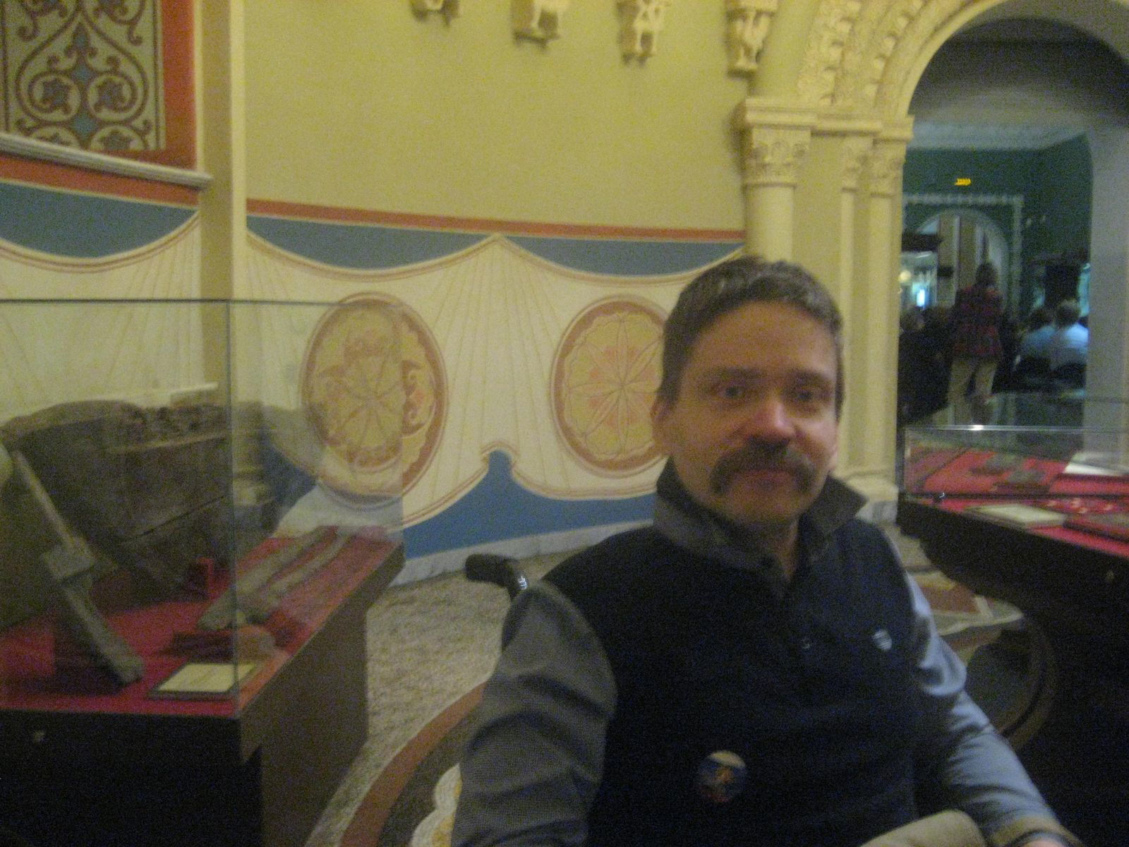 Андрей Романенко