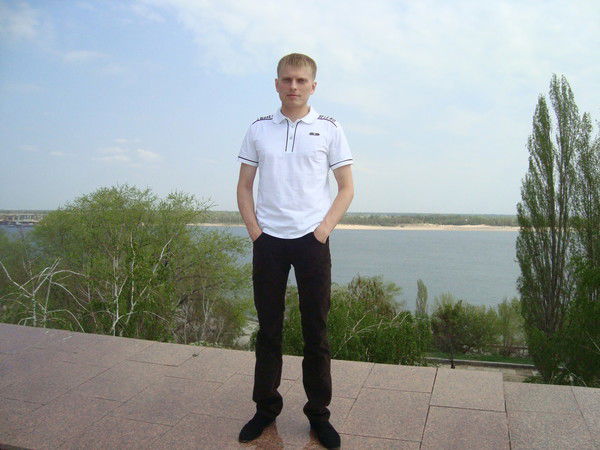 Александр Фролов