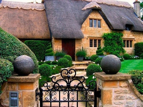 Елена Дахнова