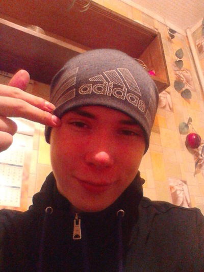 Артём Холод