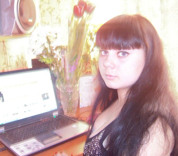 Ксения Колчина