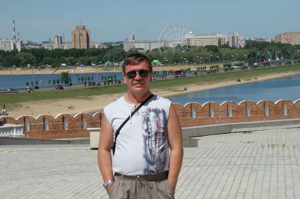 Игорь Сухов