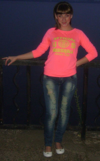 Александра Лекомцева