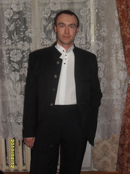 Марк Иванов