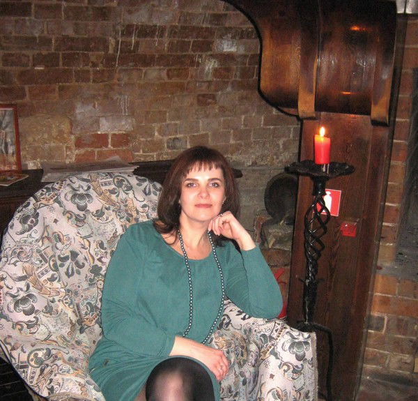 Оксана Хмурова