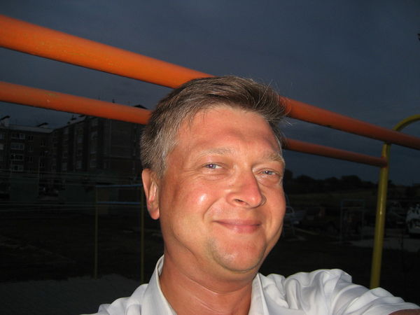 Максим Ушаков