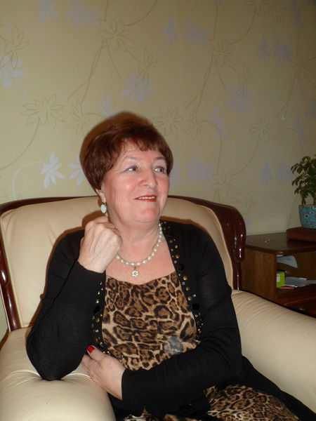 Людмила Стерхова