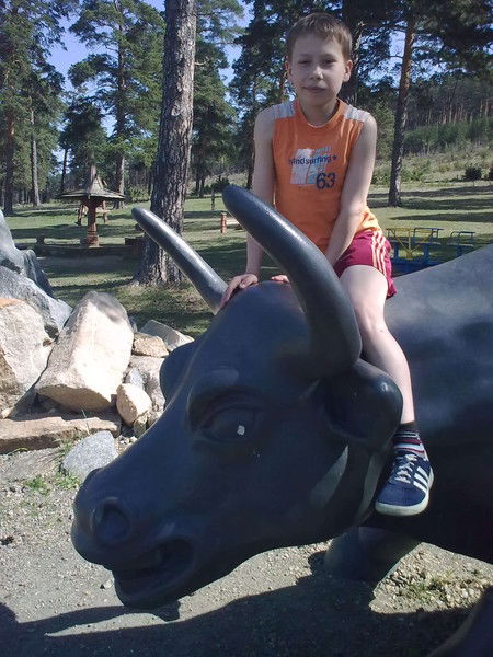 Яша Судариков