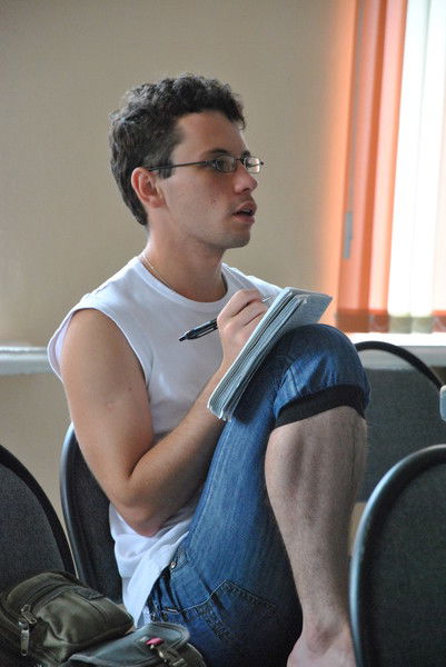 Александр Милов