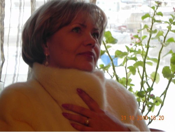 Елена Дмитриенко