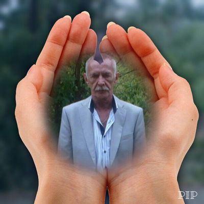 Николай Букарев