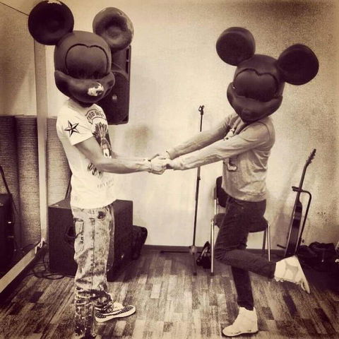 Ll. Наська .ll