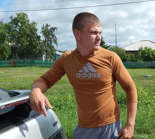 Евгений Роганов