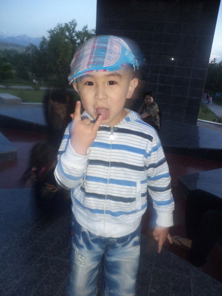 'эрнис Тургуналиев