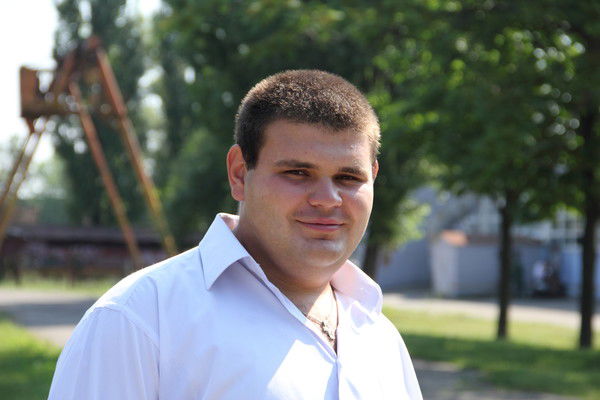 Дмитрий Безхутрий