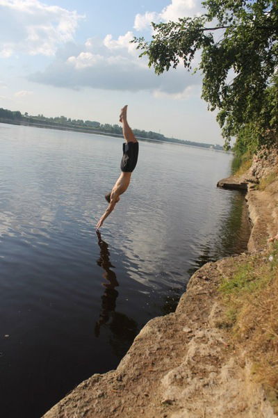 Женя Крылов