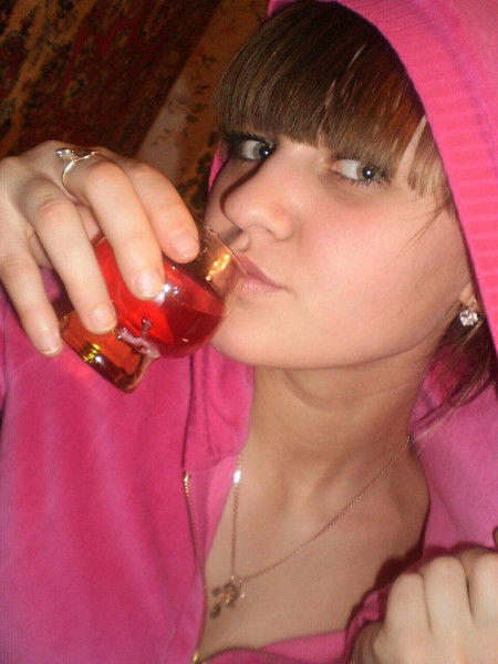 Надюшка Комова