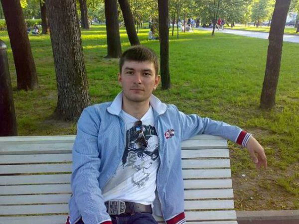 Антон Сечин