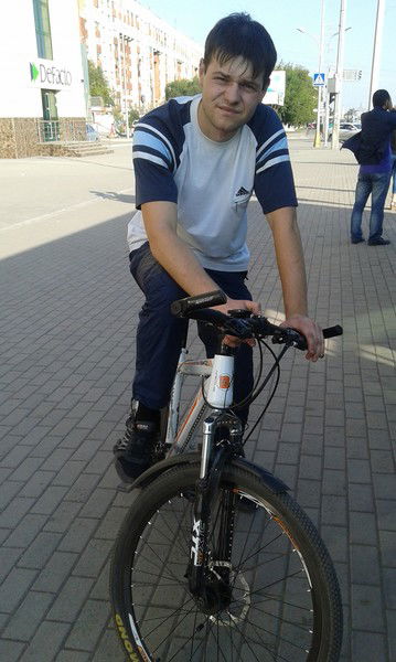 Максим Громов