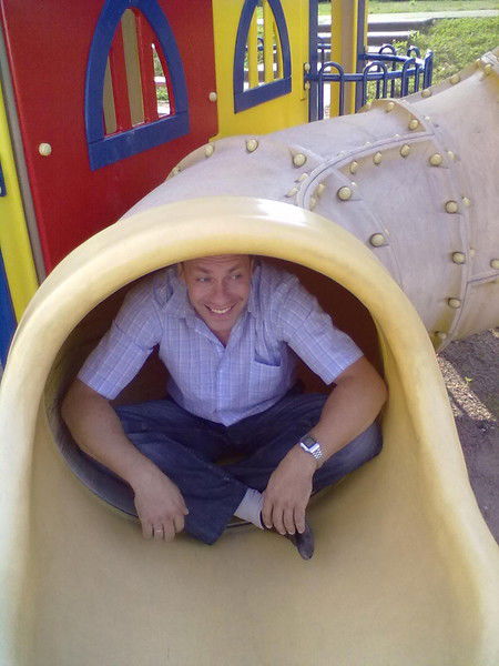 Юрий Комаров