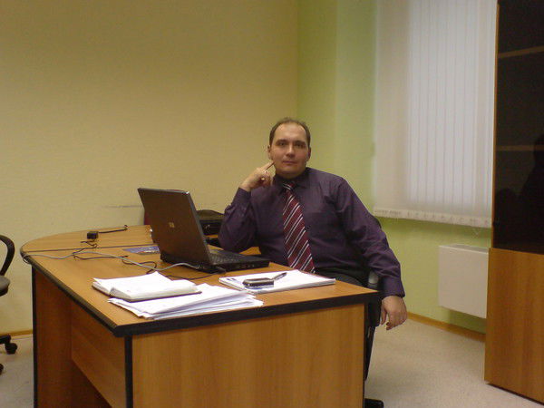 Олег Плотников