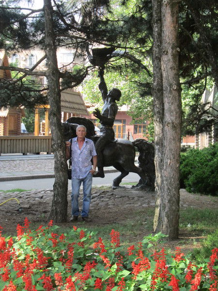 Николай Крамаренко