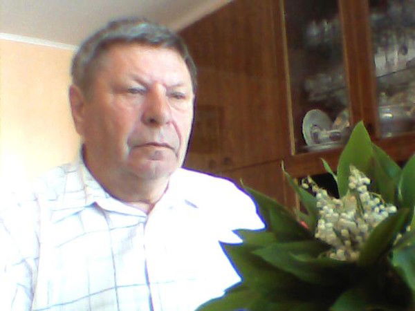 Анатолий Болозь