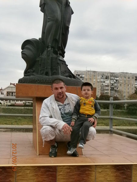 Юрий Гелмеци