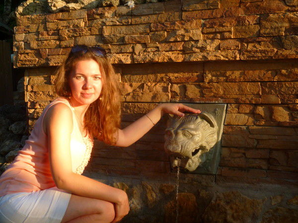 Надежка Счастливая =)