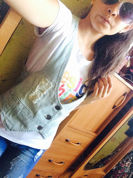 Лаура Нарумова