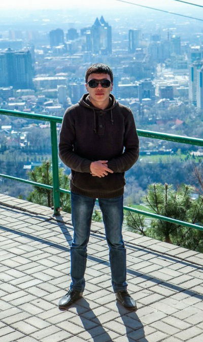 Нияз Садыков