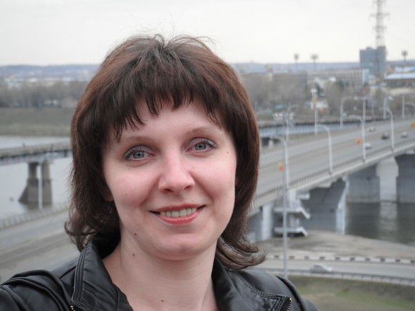 Анна Богомолова