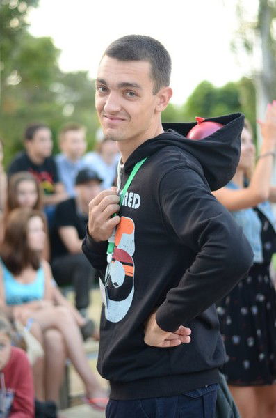 Олег Ростов