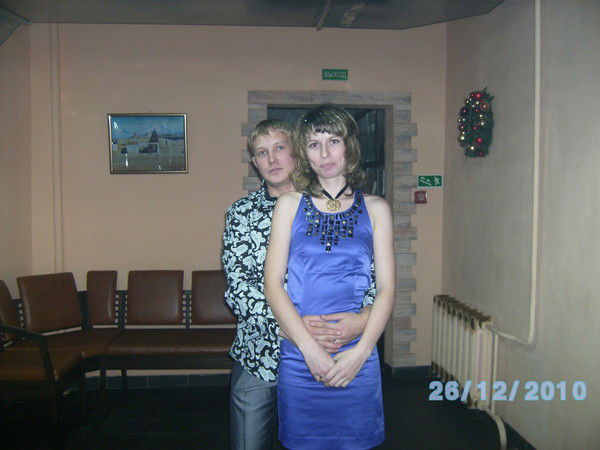 Олег Костиков